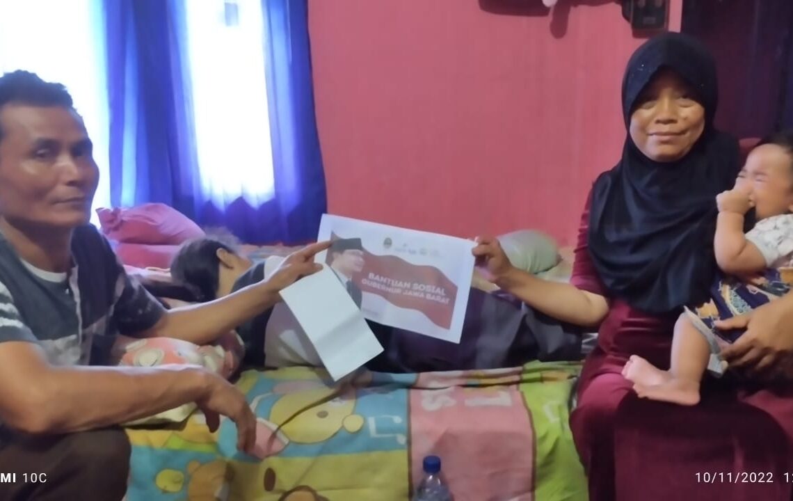 Relawan JQR Salurkan Bantuan untuk Anak Pengidap Kanker Tulang di Lengkong