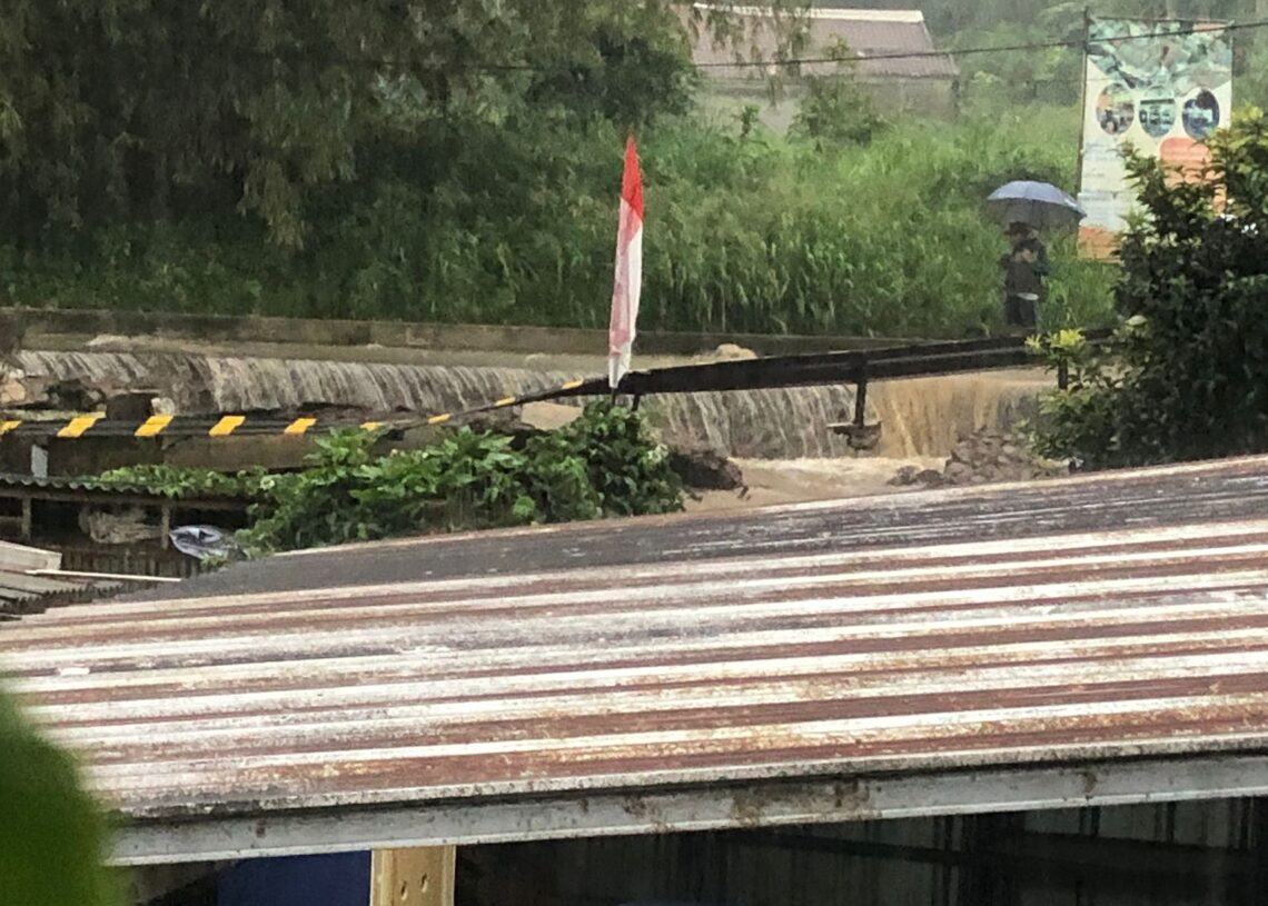 Langganan Banjir, Warga Gunungpuyuh Minta Pemkot Segera Turun Tangan
