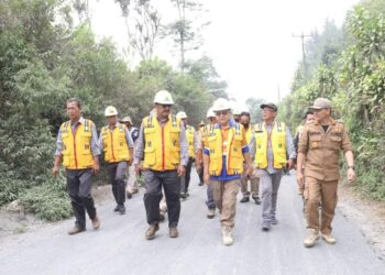 Dinas PU Kabupaten Sukabumi Siagakan Kendaraan Berat