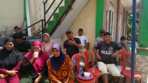 Gandeng Karang Taruna dan Puskesmas, Pemuda Kampung Panceling Cicurug Gelar Pengobatan Gratis