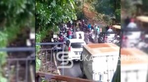 Longsor Tutup Akses Sukabumi-Palabuhanratu, Evakuasi Masih Berlangsung