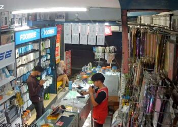 Aksi Maling HP Terekam CCTV di Sukaraja Sukabumi