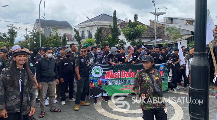 Turun ke Jalan, Ratusan Umat Islam Sukabumi Kecam Pembakaran Al-Quran di Swedia dan Belanda