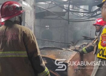 Kebakaran Pabrik Per Mobil di Citamiang Sukabumi, Damkar: Akibat Korsleting Listrik