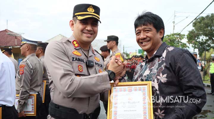 Bantu Ungkap Kasus Pembunuhan Wanita Tanpa Busana, Polisi Beri Penghargaan ke Warga Citamiang