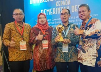 Pemkab Sukabumi Terima Penghargaan UHC Award Tahun 2023 Dari Kemenko PMK