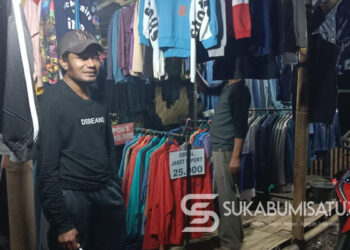 Omset Turun Gegara Larangan Impor Barang Bekas, Pedagang Baju Thrifting Sukabumi: Pemerintah Harusnya Mikirin Nasib Kami