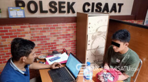 Pura-pura Hendak Beli Motor via Facebook, Pria Asal Nyalindung Diringkus Warga di Cisaat Sukabumi