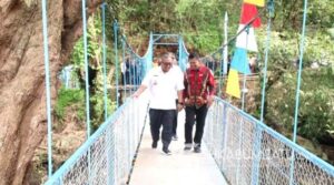 Resmikan Jembatan Gantung di Nyalindung, Bupati Marwan: Ini Bentuk Sinergi Pemda, Desa, dan Perusahaan untuk Pembangunan
