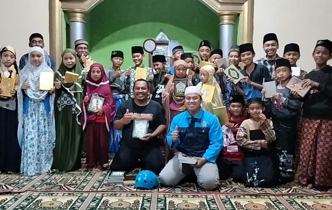 Komunitas Paguris Kembali Salurkan Al-Qur’an ke Pelosok Sukabumi