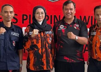 Berseragam Loreng Oranye, Desy Ratnasari Resmi jadi Kader Pemuda Pancasila