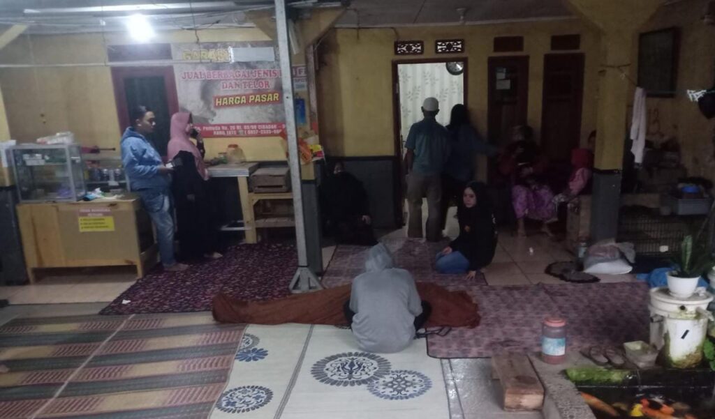 Ngeri! Dua Orang Tewas di TKP Keponakan Bunuh Paman di Cibadak Sukabumi