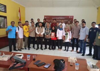 PPK Nagrak Gelar Rapat Pleno Terbuka Daftar Pemilih Sementara Hasil Perbaikan Pemilu 2024