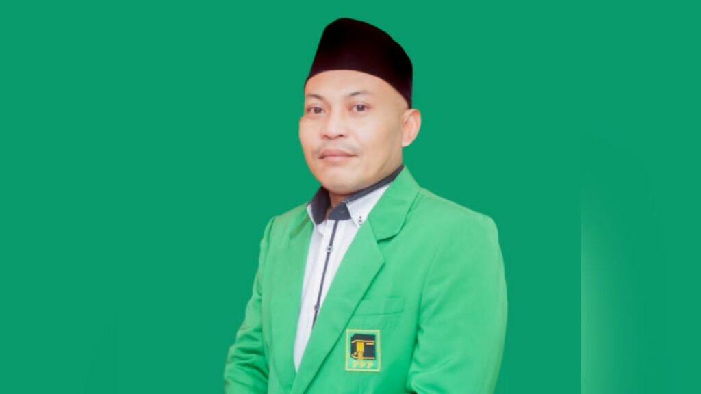 KH Aah Abdul Aziz Zein Putra Pendiri Ponpes Azzainiyah Nagrog Maju jadi Bacaleg PPP Kab Sukabumi