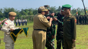 TMMD Bangun Jalan Penghubung Kebonpedes-Gegerbitung, Bupati Marwan: Memperkuat Nilai Gotong Royong