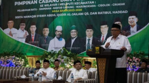 Bupati Marwan: Menjadi Pengurus DMI dan DKM Adalah Tugas Mulia