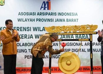 Buka Rakerwil AAI, Bupati Marwan: Pengelolaan Kearsipan Harus Lebih Baik 