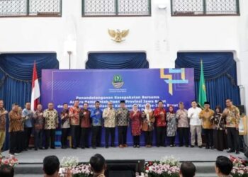 27 Kepala Daerah Se Jawa Barat Tandatangani Kesepakatan Bersama Komponen Pendanaan Pilkada