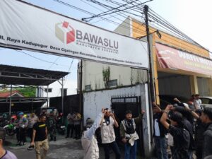 Soal Dana Hibah Pilkada, Hippma Ancam Laporkan Bawaslu Kabupaten Sukabumi ke KPK