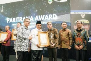 Optimalkan Jamsostek, bank bjb Raih Paritrana Award 2022 Tingkat Provinsi Jawa Barat