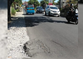 Somasi Dinas hingga Gubernur, Aliansi Aktivis Muda Sukabumi Soroti Proyek Perbaikan Jalan Rp 6,8 M di Cikembar