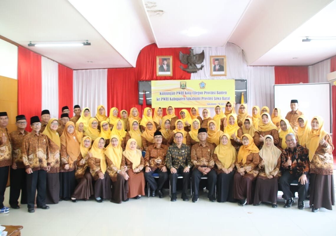 Sekda Ade Suryaman, Terima Kunjungan Silaturahmi Anggota PWRI Kota Cilegon Provinsi Banten
