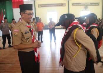 Sekda Ade Suryaman, Lepas Kontingen Pramuka Kabupaten Sukabumi Sebagai Peserta Jambore Dunia Ke 25 Tahun 2023
