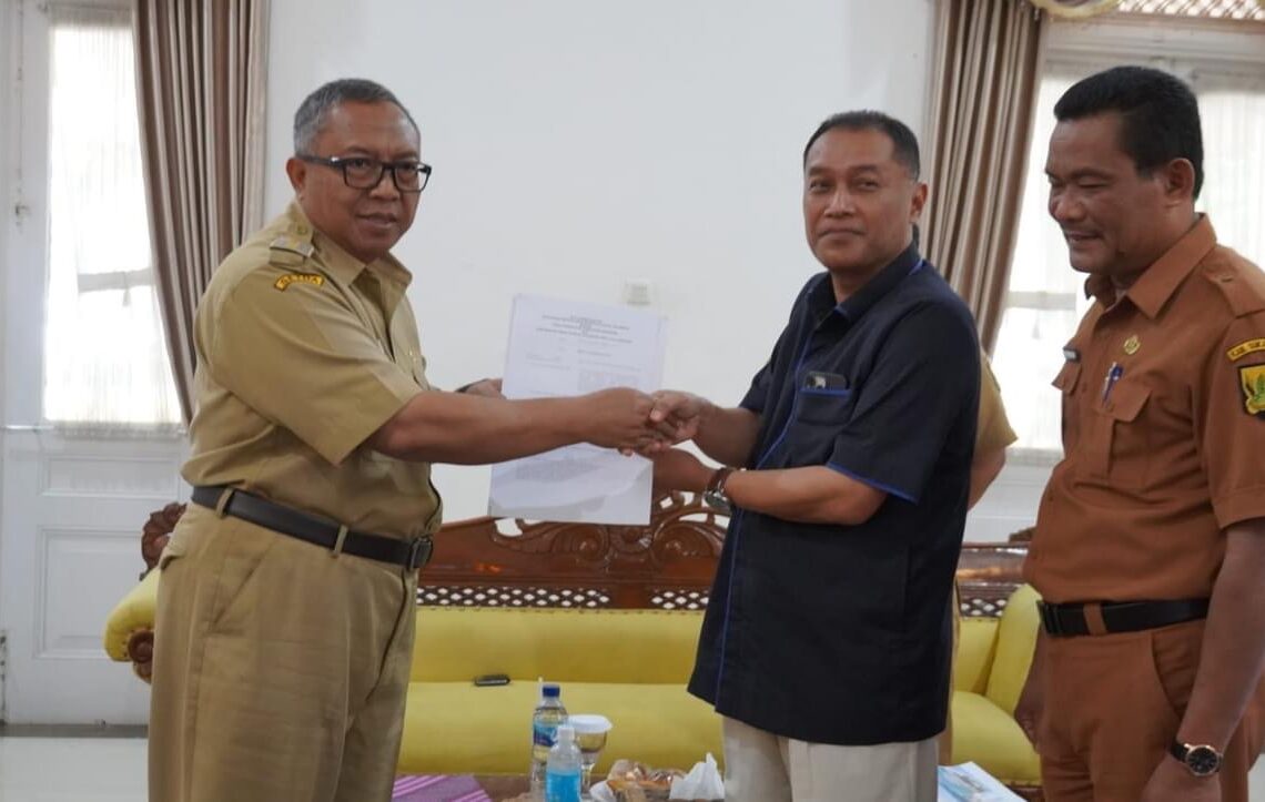 Coaching Clinic Implementasi SSK, Bupati Marwan Hamami Sebut Peran Pentahelix Penting Dalam Sanitasi Masyarakat