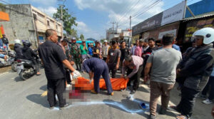Nyalip dari Kiri, Pemotor Tewas Terlindas Truk di Cibadak Sukabumi