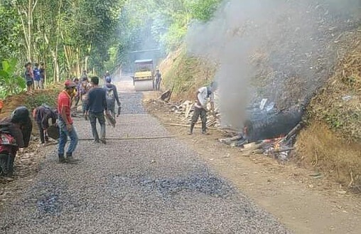 DPU Kabupaten Sukabumi Laksanakan Pemeliharaan Rutin Ruas Jalan Barurata-Munjul Ciambar