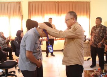 Lepas Enumerator Survey Kesehatan Indonesia, Wabup Iyos Harap Derajat Kesehatan Masyarakat Lebih Baik