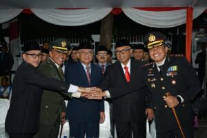 PEMKAB Sukabumi Menggelar Taptu Dan Pawai Obor, Kenang Perjuangan Para Pahlawan Merebut Kemerdekaan