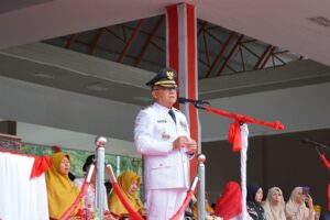 Wabup Iyos Somantri Menjadi Inspektur Upacara Penurunan Bendera Merah Putih HUT ke-78 Kemerdekaan RI