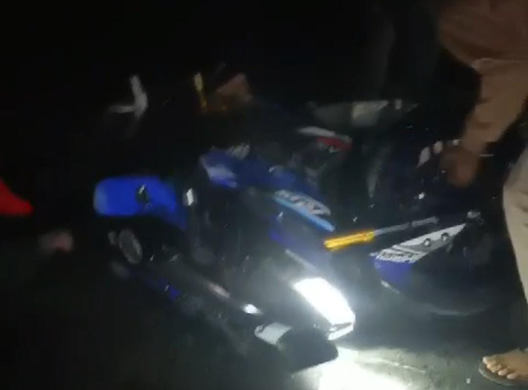 Ngeri! Tabrakan R15 vs Vario di Cibadak Sukabumi, Pemotor Luka-luka