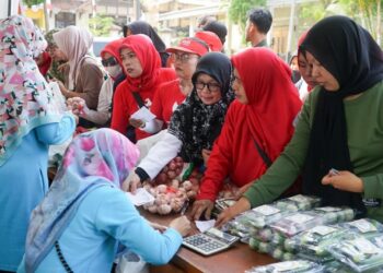 Pemerintah Kecamatan Palabuhanratu dan Dinas Ketahanan Pangan Gelar Gerakan Pangan Murah