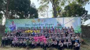 Polres Sukabumi Tanam Ribuan Pohon, Upaya Reboisasi dan Kurangi Polusi Udara