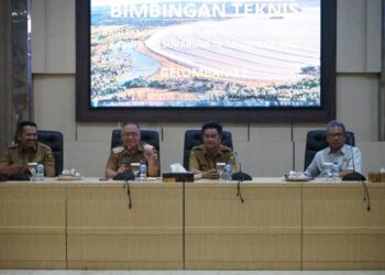 Pemkab Sukabumi Salurkan Dana Hibah Keagamaan, Wabup Iyos: Jangan Sampai Disalahgunakan