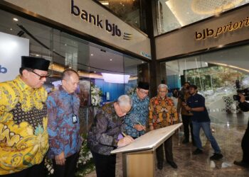 Resmikan Gedung Kantor bank bjb di T Tower, Kang Emil: Tetap jadi BPD Terbaik di Indonesia
