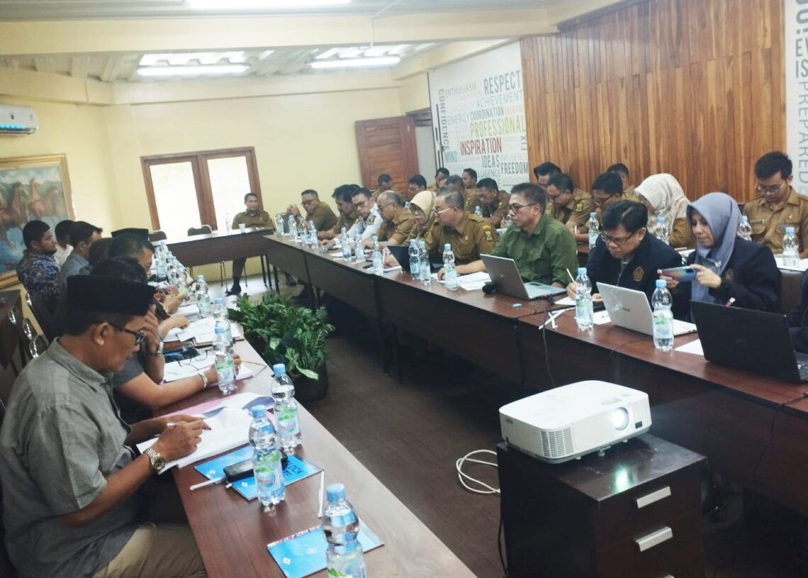 Pansus III DPRD Kabupaten Sukabumi Terima Ekspos Raperda Pajak dan Retribusi Daerah