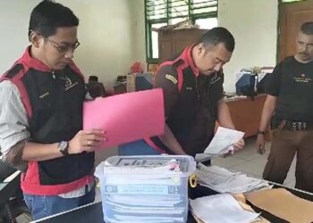 Dugaan Korupsi Dana Bos dan PIP Modus Data Siswa Fiktif, Kejari Geledah SMP Islam di Kabandungan