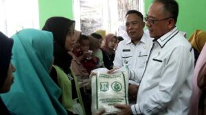 Roasting di Nagrak dan Kalapanunggal, Wabup Iyos Minta Semua Bergerak Tuntaskan Penanganan Stunting