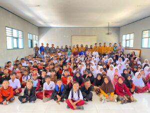 Pengembangan Literasi Fisik Jadi Tema KKM STKIP Bina Mutiara Sukabumi kampus II Surade