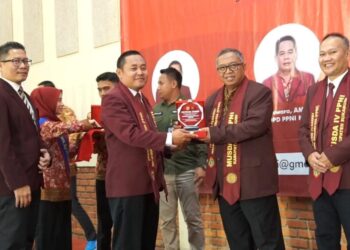 Perhatian Bupati Marwan Terhadap Perawat Mendapat Apresiasi Banyak Pihak