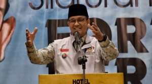 Anies Baswedan ke Sukabumi, Temui Petani di Sukaraja hinga Gema Sholawat di Ponpes Dzikir Al-fath