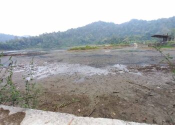Danau Situ Gunung Sukabumi Surut, Pertanda Apa?