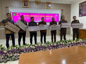 Kejari Kabupaten Sukabumi Lakukan Eksekusi dan Serahkan Uang Rp 25 Milyar dari Kasus SPK Fiktif