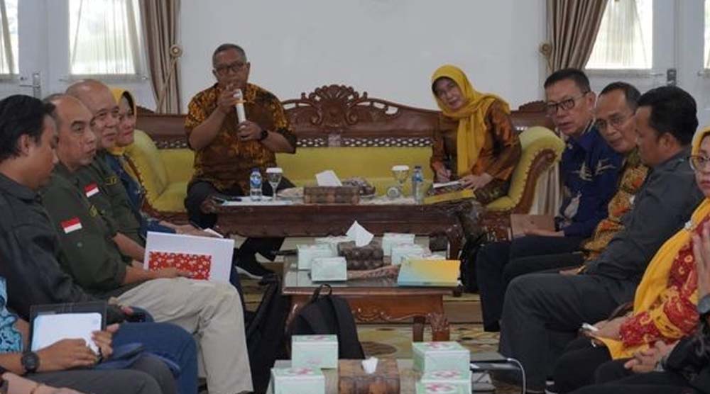 Bupati Marwan Terima Tim UPI, Bahas Kerjasama Pendidikan Penelitian dan Pengembangan SDM