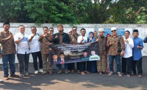 Bentuk Apresiasi, Tajudin Mansyur Caleg Gerindra Dapil 5 Kab. Sukabumi dan Satrio Dimas Adityo Caleg DPR RI Umrohkan 6 Orang