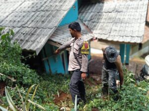 Tertimbun Longsor di Nagrak Sukabumi, Gibran Dinyatakan Selamat