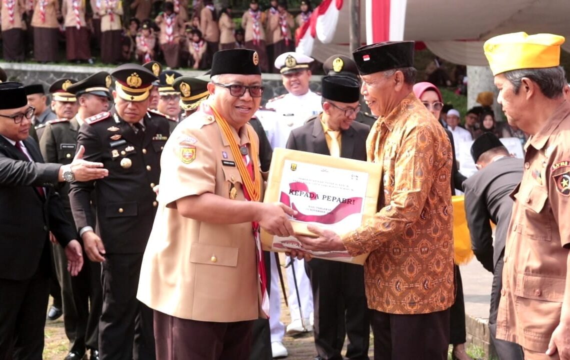 Peringatan Hari Pahlawan Tingkat Kab Sukabumi, Bupati Marwan: jadikan Semangat Dalam Membangun Indonesia